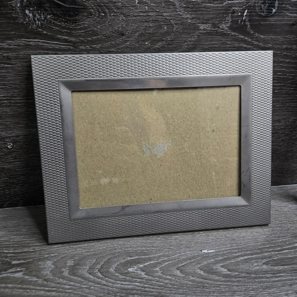 Vintage Silver Tone Diamond Textured Metal Photo Picture Frame 5x7 Tabletop Wall